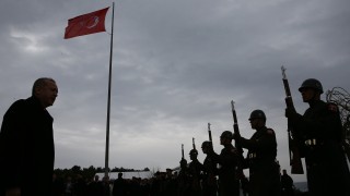 САЩ доставят оръжие на терористи в Сирия нападна турският президент