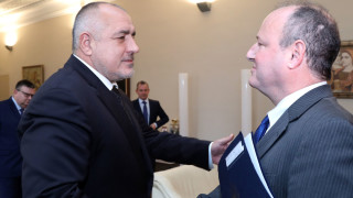 ДАНС МВР и БНБ работят по случая със сметка или