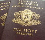 До 1000 евро за български паспорти искат измамници 