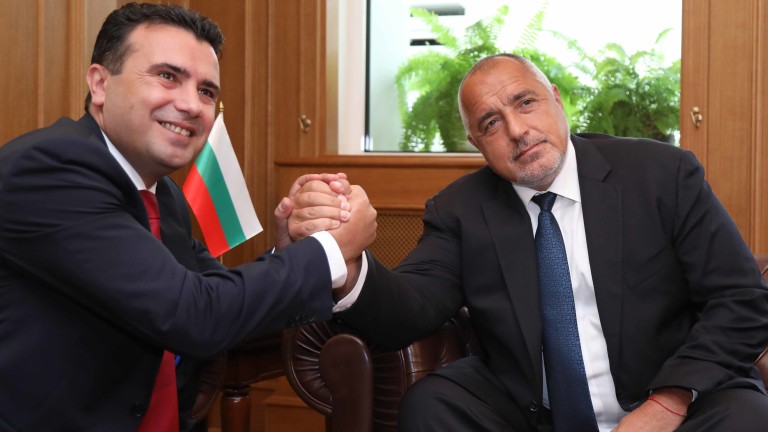 Заев оптимист, че България и Македония ще разрешат историческите въпроси
