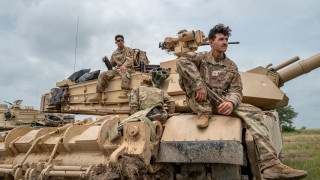 Американската армия обяви че възрастовият диапазон за желаещите да се