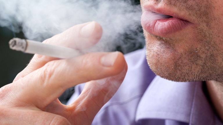 Около 1 млн. пушачи по-малко са регистрирани във Франция. Това