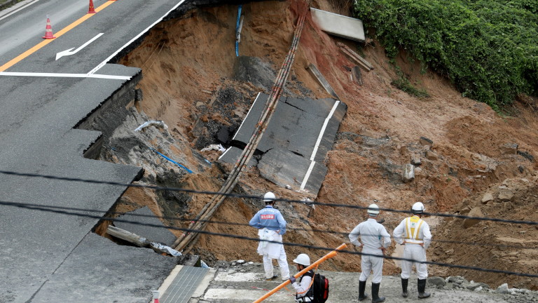 35 души загинаха в Япония заради проливните дъждове, четирима са