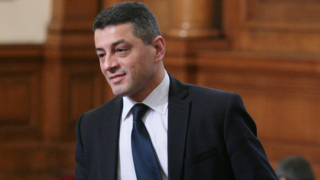 БСП поиска оставката на Валентин Радев