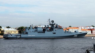 Фрегатата на военноморските сили на Русия Адмирал Макаров е провела