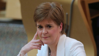 Първият министър на Шотландия Никола Стърджън не изключва нов референдум