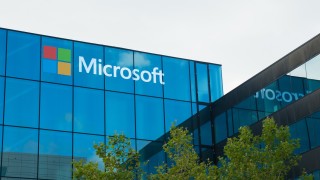 Microsoft Corporation съобщи че редица от подводните кабели намиращи се