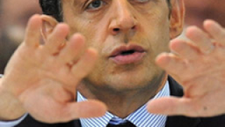 Саркози защитава спасителния си план за автомобилния сектор