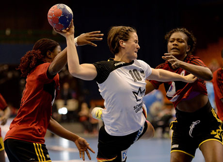 Ясни са първите четвъртфиналистки на световното по хандбал 