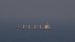 "Непредсказуем" морски дрон разтревожи кораб край Йемен