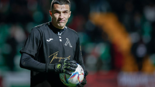 Футболната обсерватория CIES публикува интересни данни вратарят на Левски Пламен