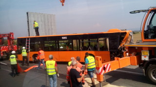 Обвиниха турския тираджия, блъснал градския автобус на "Тракия"