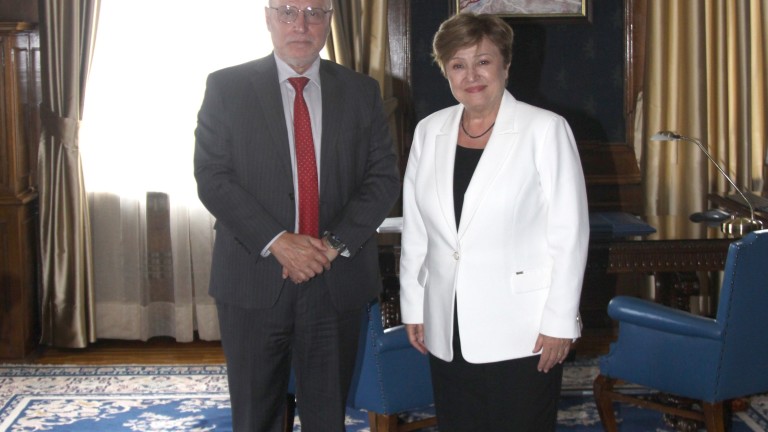 Управителят на Българската народна банка (БНБ) Димитър Радев проведе среща