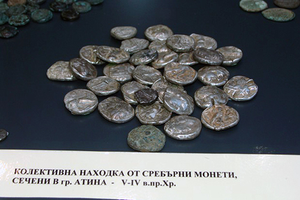 Показаха уникална колекция сребърни монети на Цар Киро