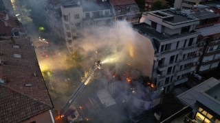 Мъж и възрастна жена загинаха при пожари в апартаменти в София