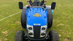 Ботев Пловдив се похвали с трактор