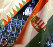Полицията в Унгария разпръсна демонстранти в центъра на Будапеща