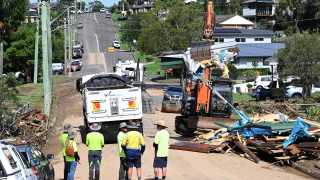 Австралия спаси над 150 души от наводнения след проливни дъждове 