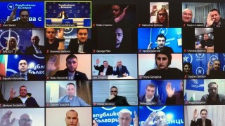 Републиканци за България формира основните водачи на листите си за