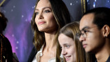  Анджелина Джоли и взаимният план с щерка й Вивиан 
