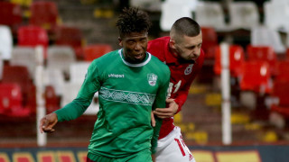 Двама футболисти на Берое Ибрахима Конте и Александър Василев