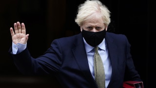 Британският премиер Борис Джонсън коментира че блокада в цялата страна