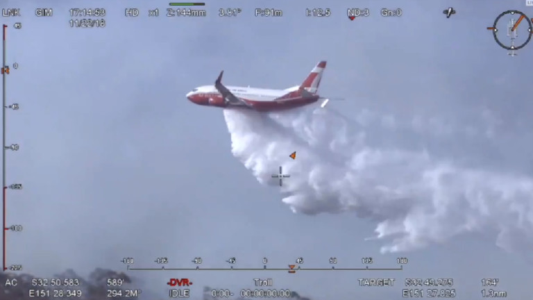 Австралия за първи път в света използва Боинг 737 за борба с пожар