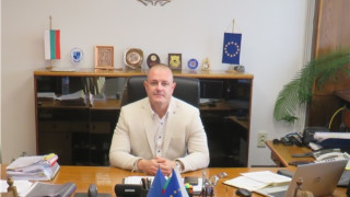 Пребиха жестоко шефа на полицията в Русе