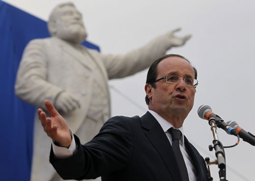 Новото френско правителство си намали заплатите с 30%