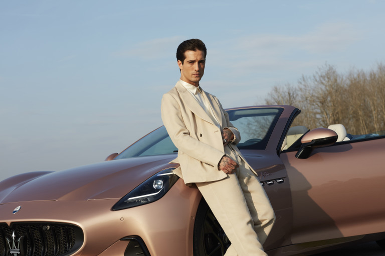  Дамиано Давид с новото Maserati GranCabrio Folgore 