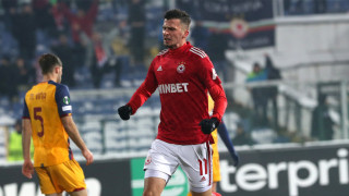 ЦСКА се разделя с полузащитника Хамза Чатакович съобщиха от клуба