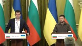 Зеленски пред Кирил Петков: Всяка страна помага така, както може