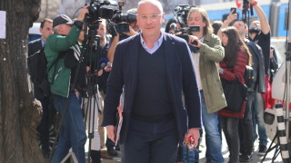 Екшън пред централата на БСП