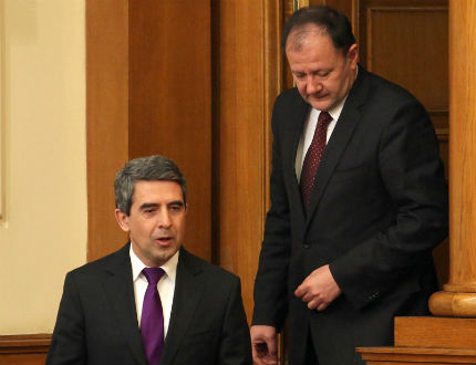 ГЕРБ дават гласове за актуализацията на бюджета на НЗОК, нови порои в страната, освободиха Николай Кобляков...