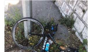 Кола блъсна и уби велосипедист в Казанлък