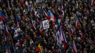 Хиляди протестираха в Чехия срещу поскъпването на живота 
