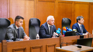 Девет души са задържани при удар срещу имотната мафия