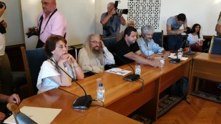 Николай Колев Босия дойде на заседанието на Временната комисия