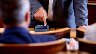 Депутатите кръстосаха шпаги по време на първо гласуване за бюджета
