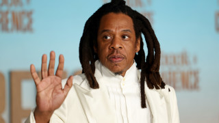 Обвиниха рапърът Jay Z Джей Зи в изнасилване на 13 годишно