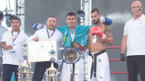 Казахстанец шокира Петър Стойков със смразяващ лакът