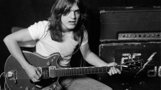 Почина легендата от AC/DC  Малкълм Янг