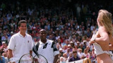 Мелиса Джонсън, която претича гола на финала на Wimbledon през 1996