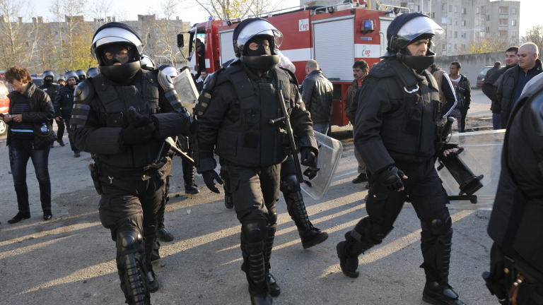 400 арестувани мигранти след бунта в Харманли