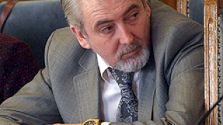 Местан: Компетентността не е само в дипломата