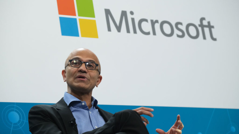 Какво е да работиш с Бил Гейтс: Разказва сегашният ръководител на Microsoft