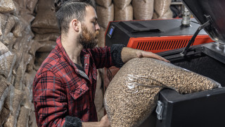 Първата сръбска фабрика за екологични пелети произведени от възобновяеми енергийни