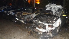 Пет автомобила горяха в Бургас