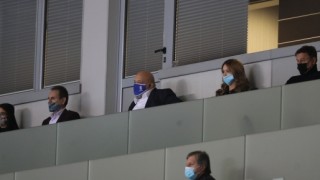 Министърът на младежта и спорта Красен Кралев проследи на живо