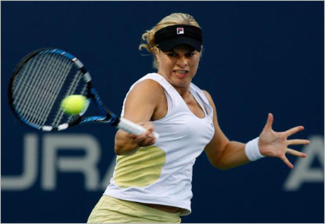 Клайстерс започна с убедителна победа в Антверп